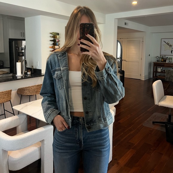 BDG Cropped Denim Jacket - Picture 2 of 5